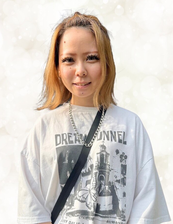 野崎　芽依
